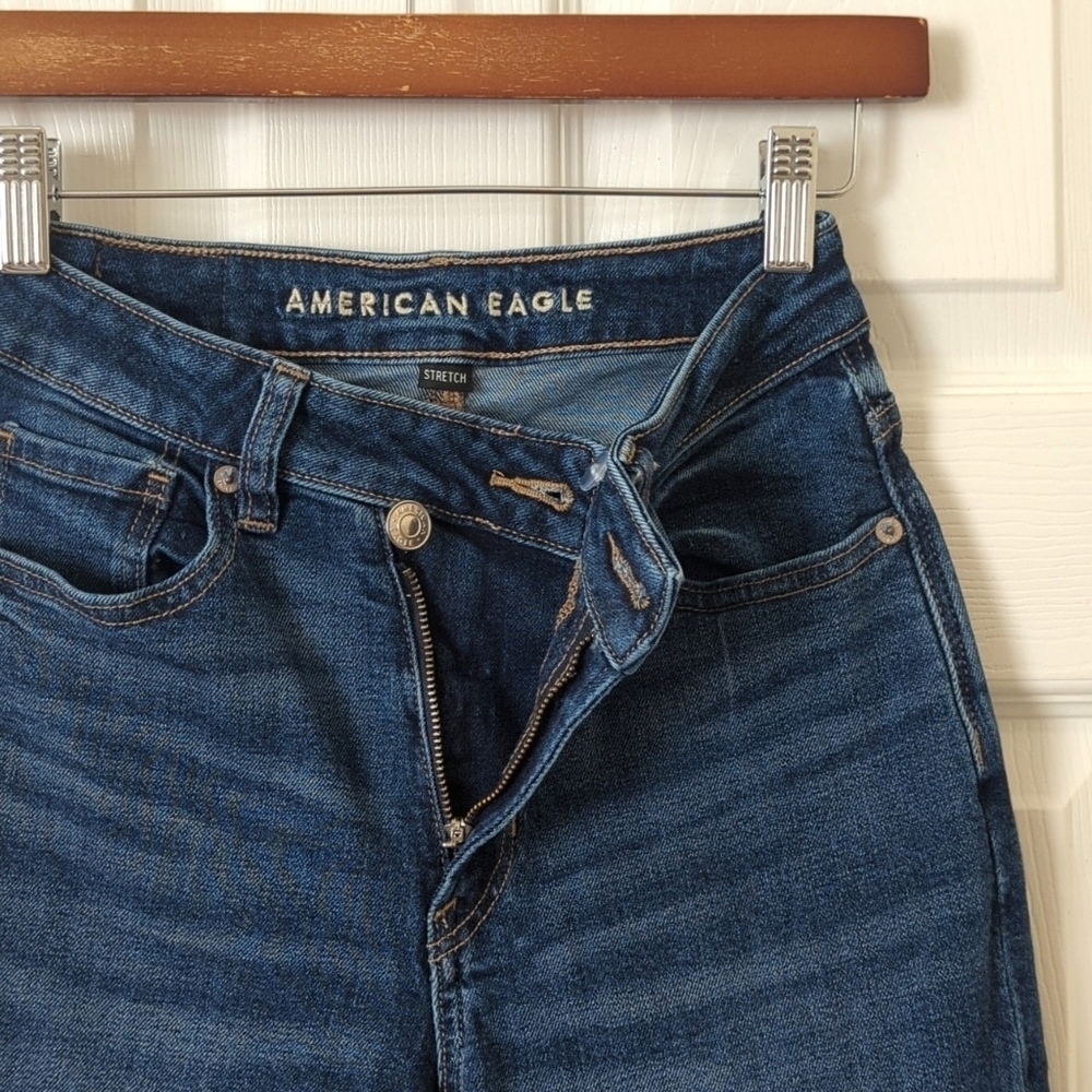 American Eagle Classic Dark Wash High Rise Crossover Straight Leg Mom Jeans 00 - Picture 7 of 15